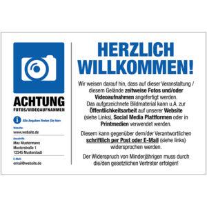 DSGVO Hinweisschild in weiß mit Aufschrift Herzlich Willkommen und Hinweis zur Videoüberwachung