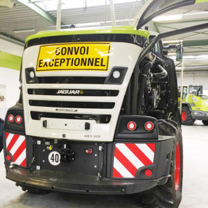 Convoi Exceptionnel an Landmaschine